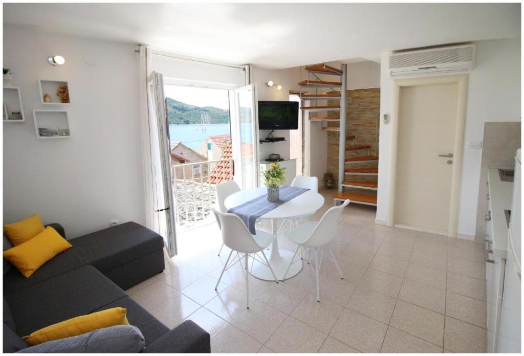 Apartment Karmela Primosten Exterior photo
